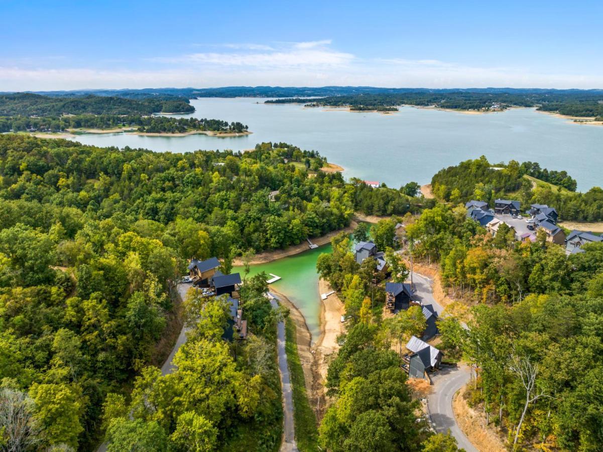 Cozy Cove Retreat W Lake View Hot Tub Firepit 丹德里奇 外观 照片