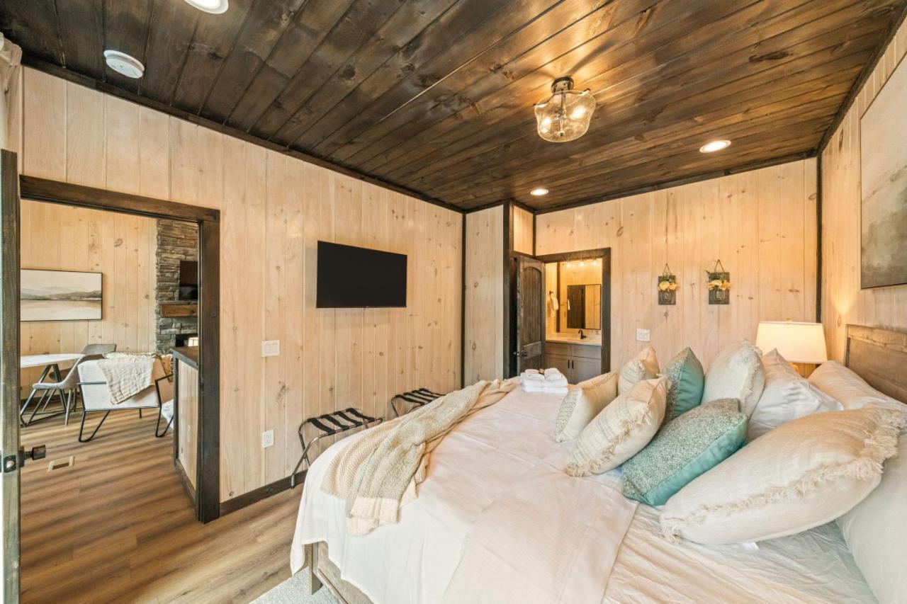Cozy Cove Retreat W Lake View Hot Tub Firepit 丹德里奇 外观 照片