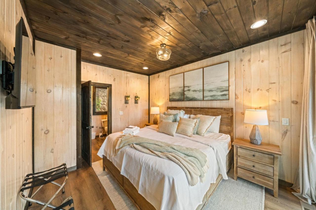 Cozy Cove Retreat W Lake View Hot Tub Firepit 丹德里奇 外观 照片