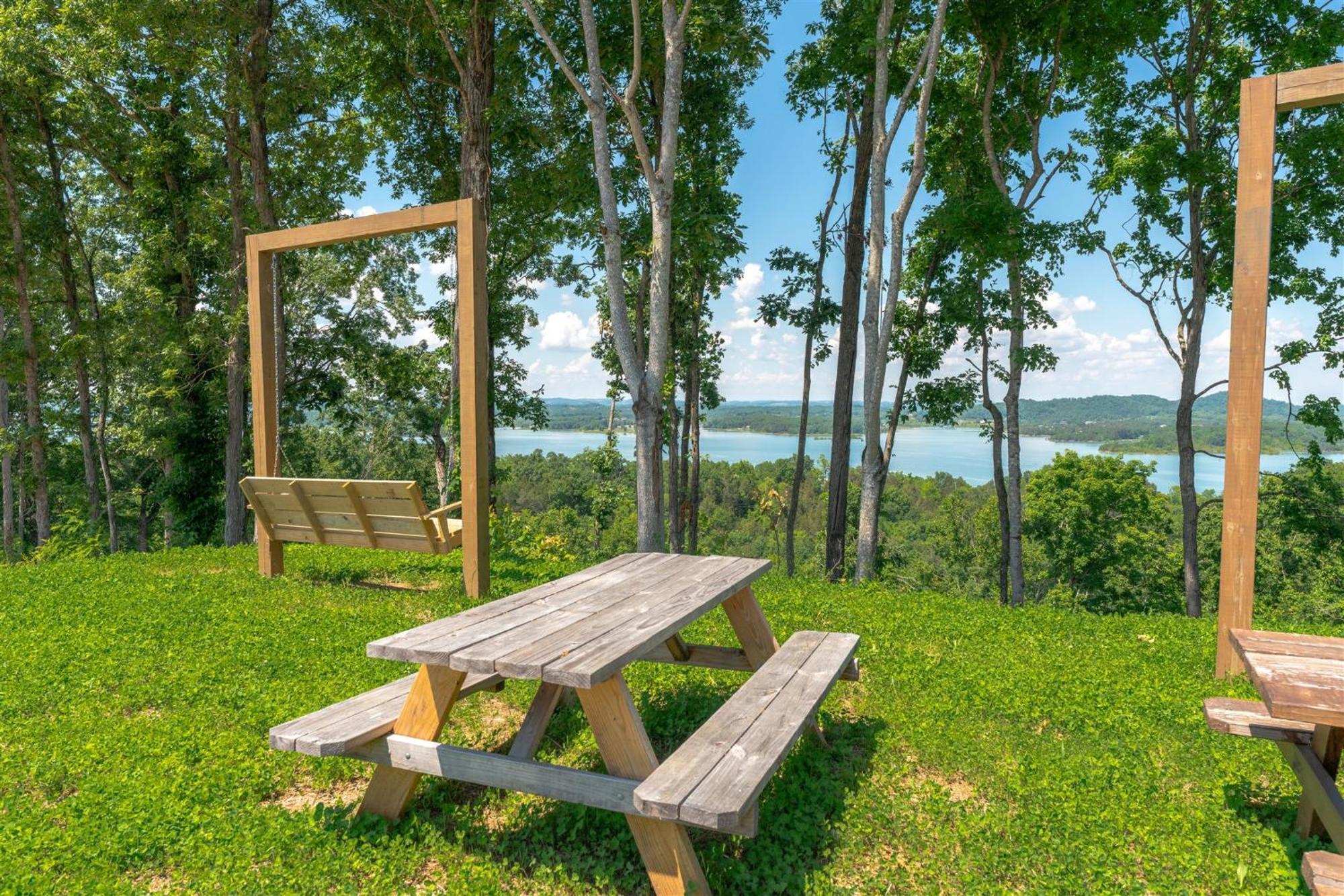 Cozy Cove Retreat W Lake View Hot Tub Firepit 丹德里奇 外观 照片